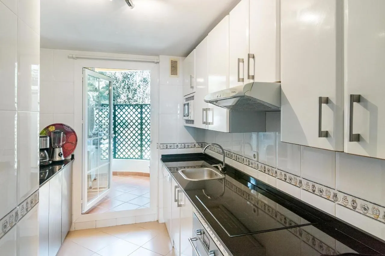 2-Bedroom Retreat With Stunning Views In Aldea Blanca With Private Paddle Court Marbella 0*,