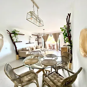  Apartment Boho